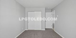 3348 Arlington Ave Gallery 15