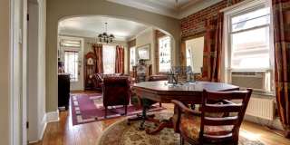 Bungalow in Desirable Highlands! Location Matters! Gallery 12