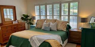3/2 Duplex Conveniently Situated in an Established Neighborhood! Gallery 16