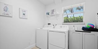 6075 Francis Street Gallery 22