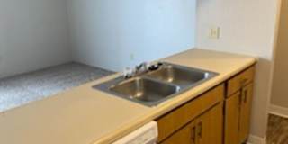 River Walk Apartments Gallery 10