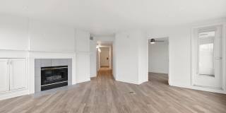 Avia Apartments on Pike Gallery 16