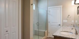 Elegant and Pristine Post Falls Home Gallery 25
