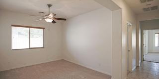 27015 N 52ND Glen Gallery 13