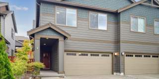 3 Bedroom Townhome in Tehaleh/Bonney Lake Gallery 1