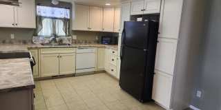 3 bedroom, 2 bath, 2 car garage for rent Gallery 11
