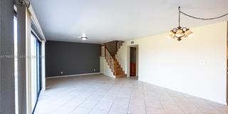 430 Commodore Dr Gallery 5
