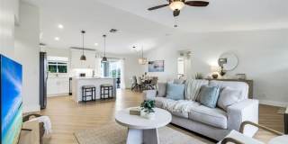 3322 Oasis Boulevard Gallery 12