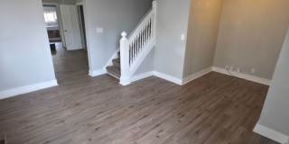 Multi Family Home 3 Bedroom and 1 Bath For Rent Gallery 10