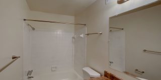 Thousand Oaks Gallery 8