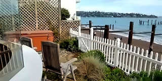 Beachfront 4BR/4BA on Swede's Beach — Private Beach Access, Panoramic Bay Views | Old Town Sausalito Gallery 7