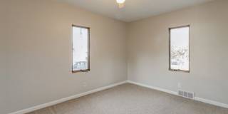 CLOSE TO BEAVERDALE!! 2 Bed, 1 Bath Home in Des Moines Gallery 12