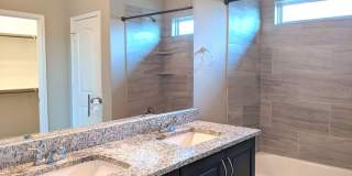 Available for Immediate Move-in! Wonderful Single Family Home in Siena! Gallery 15