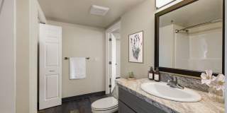 979 Patterson Street Gallery 50