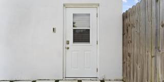 727 Hampton Road Gallery 4