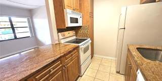 8 QUAILS RUN BOULEVARD Gallery 3