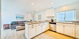 17016 7th Street Gallery 9