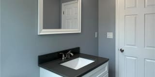 98 Whitmarsh Street Gallery 30