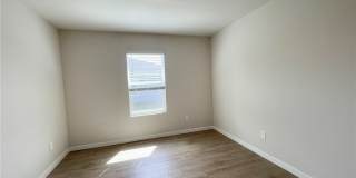 920 NE 10th Street Gallery 24