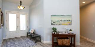 ***STUNNING POOL HOME***4BEDS / 4BATHS***GOLDEN SHORES***FURNISHED SEASONAL RENTAL*** Gallery 3