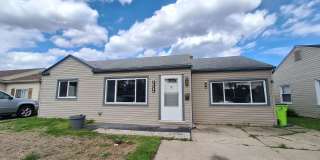 Ready to be your next home!  Three bedroom ranch is beautiful Roseville Gallery 1