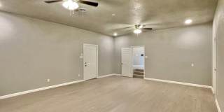 Price Drop!  Viewable Now!  Small Pets Accepted! Gallery 44