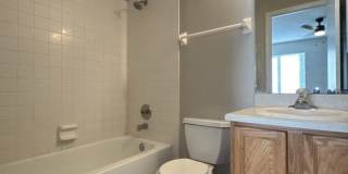 Daytona Beach 2/2.5 townhome Gallery 21