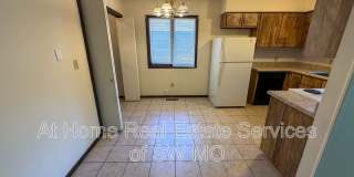 522 E Washita Gallery 3