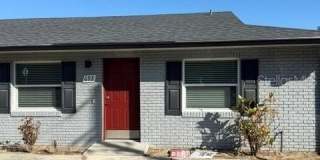 692 E NORTH Street Gallery 1