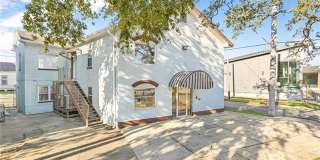 1836 ST BERNARD Avenue Gallery 1