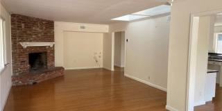 2112 Dover Drive Gallery 44