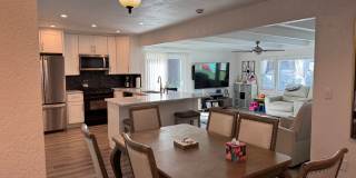 Spacious 3 Bedroom 2 Bath with a Den and Fireplace! Gallery 7