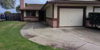 926 Oleander Street Gallery 1