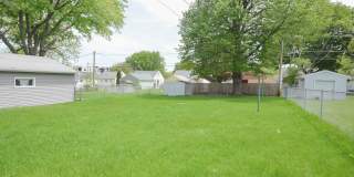Impeccable updated home just blocks from downtown! Gallery 13