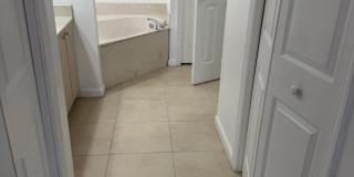 137 SW Meade Circle Gallery 15