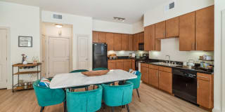 AMLI Park Avenue Gallery 3