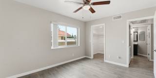 Central Phoenix Gem! Private Patio, Gated, Pool + Underground Parking Gallery 16