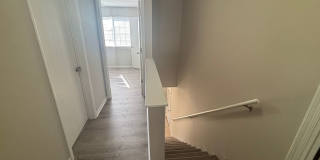 Northern Spacious 4 BDR Duplex Gallery 23
