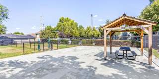 James Pointe Apartments Gallery 41