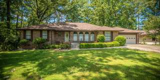 Welcome to 6 Sonora Way, a stunning 3-bedroom, 2.5-bathroom home. Gallery 1