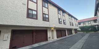Beautiful 2-Bedroom Condo in Canyon Country! Gallery 1
