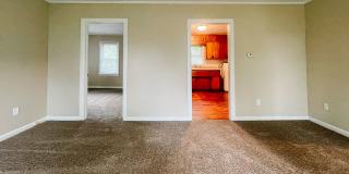Coming Soon! Cozy 2 Bed / 1 Bath Home — Pet Friendly! Gallery 20