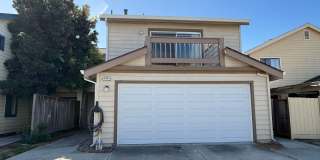 Elegant Two-Story Single Family Home in the Heart of Fremont. Gallery 1