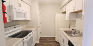 First Floor 2 bedroom condo for rent! 1112-1 Blue Ridge Dr Gallery 7