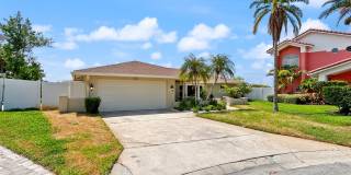 Luxury Waterfront Living in St. Pete Beach with Private Pool & Spa - 4 Bed | 3 Bath Luxury Waterfront Living in St. Pete Beach with Private Pool & Spa - 4 Bed | 3 Bath Gallery 1