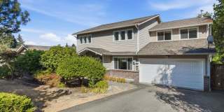 Bellevue Custom Built Home Gallery 1