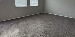 Spacious 2-Bedroom Townhome – Move-In Ready! Gallery 1