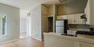 Penthouse level 1bed condo with private balcony Gallery 4