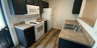 4 Bedroom newly remodeled Duplex Gallery 6