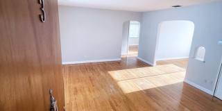 530 SW 10th Street Gallery 1
